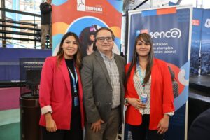 Con más de 60 egresados de 5 comunas: Se celebra Ceremonia Masiva de Certificación de cursos en Quilicura
